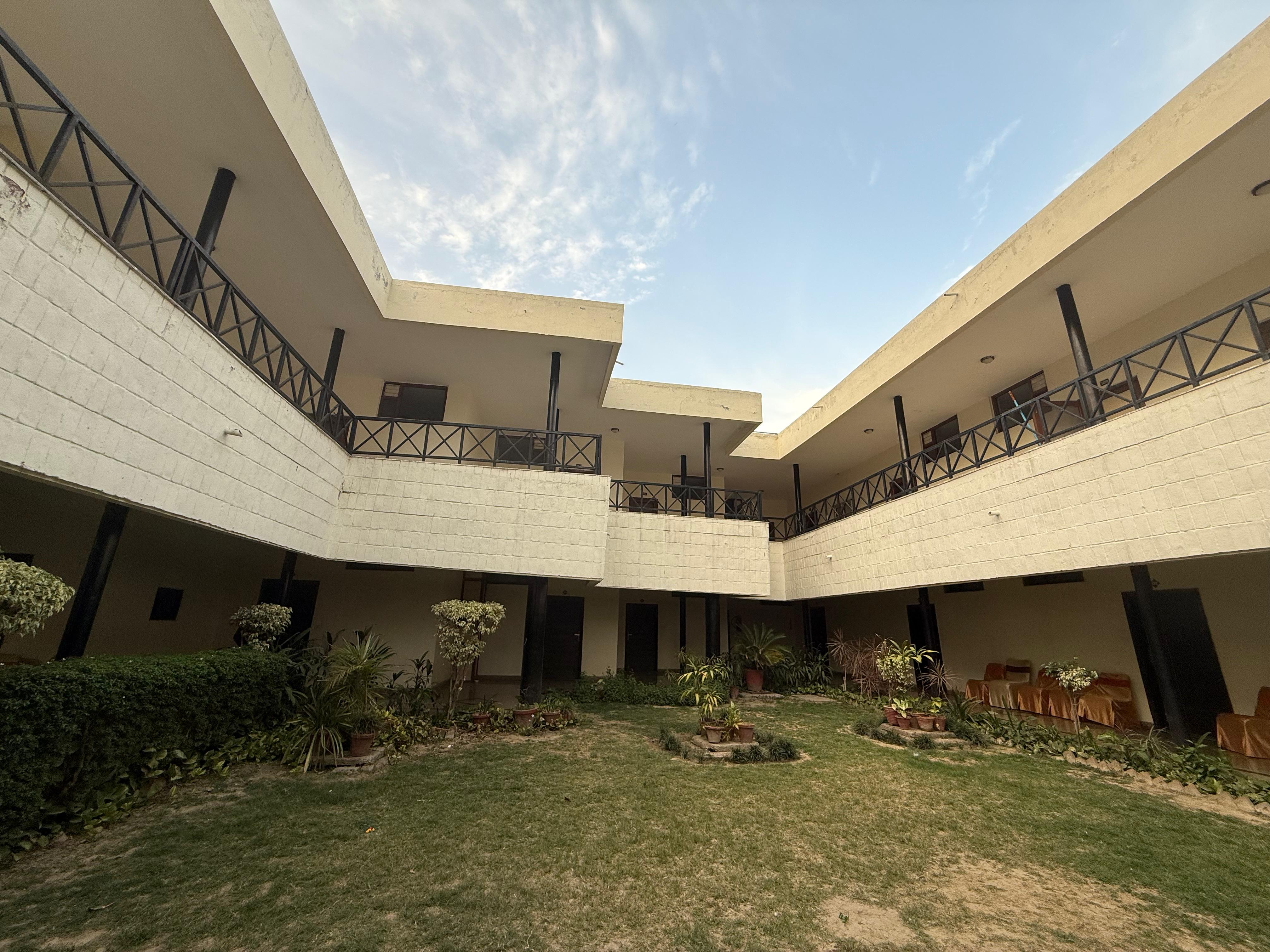 Myna Tourist Resort - Tap to explore photos