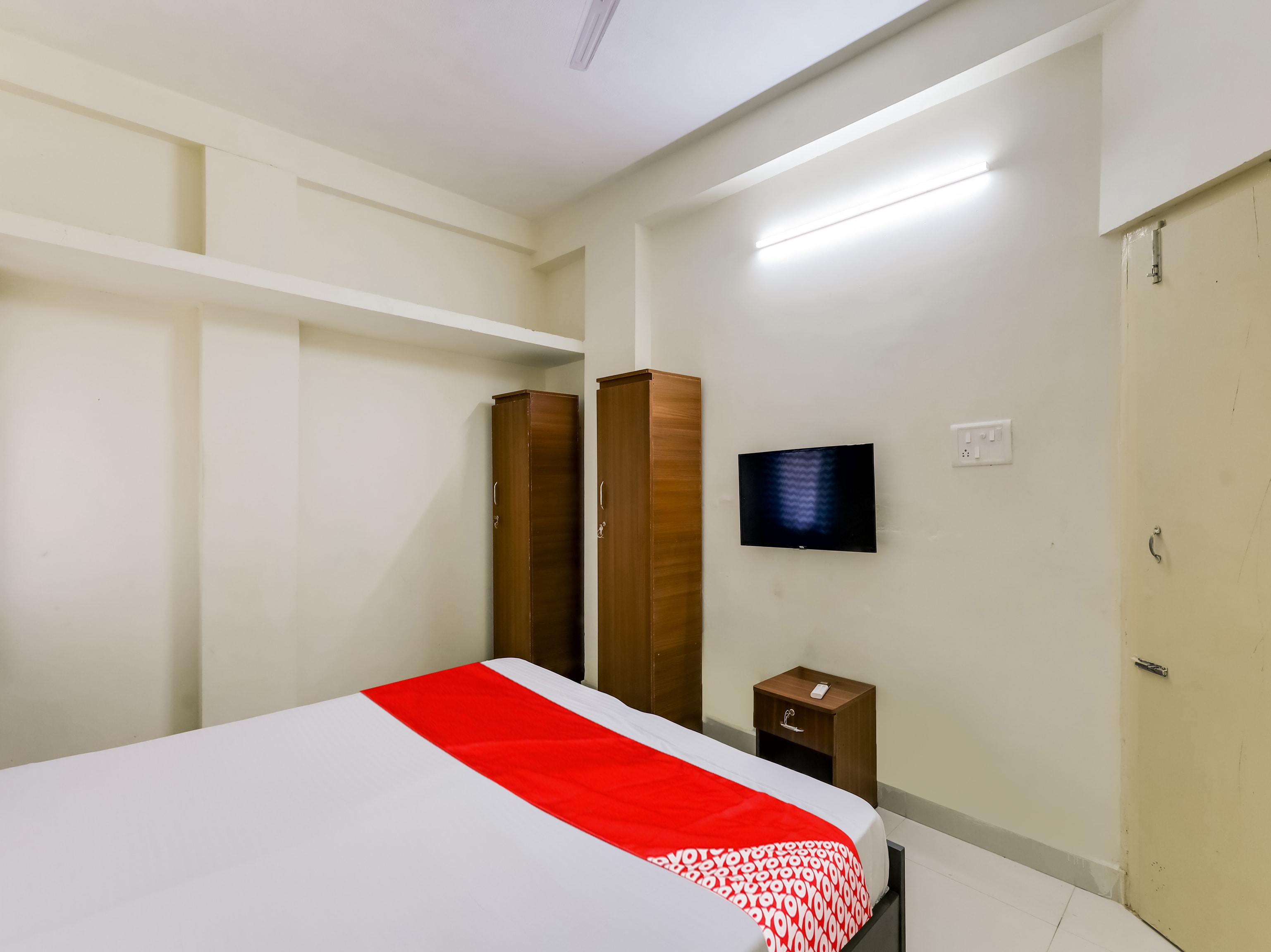 Hotel O KAILAYA GUDIL RESIDENCY - Tap to explore photos