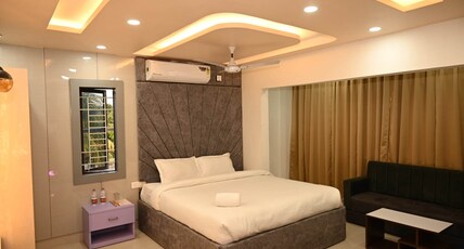 Hotel Ratneshwar Room Type - Deluxe Room