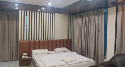 ASMIT REGENCY HOTEL Room Type - Deluxe
