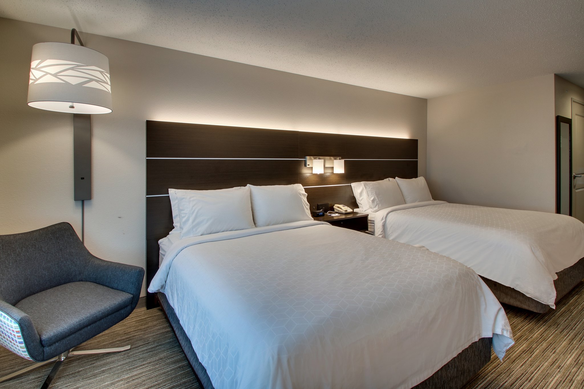 Holiday Inn Express Georgetown - Tap to explore photos