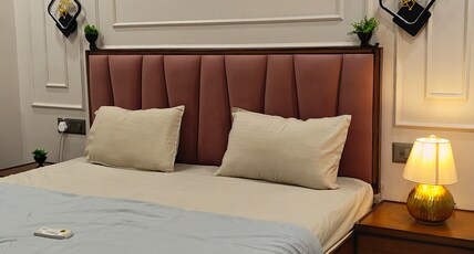 Travellers Habitat 1BHK with Balcony DLF Phase 3 Room Type - Travellers Habitat 1BHK with Balcony DLF Phase 3
