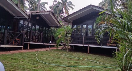 Seascape by sand sapphire Room Type - Garden View Ac Beach Cottages
