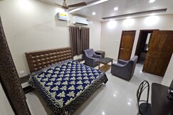 Gorgeous Villa 400 Meters From Model Beach || Entire 4BHK Villa ||