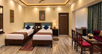 Mahamaya Palace Hotel & Conference Center Room Type - Deluxe Room - AC