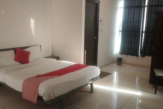 HOTEL NEST INN