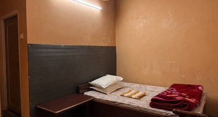 EASY-STAY. Room Type - Bedroom 3