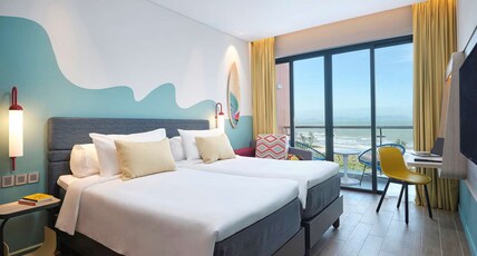 Ibis Styles Vung Tau Room Type - Premium room, Sea View, Balcony - 2 single beds