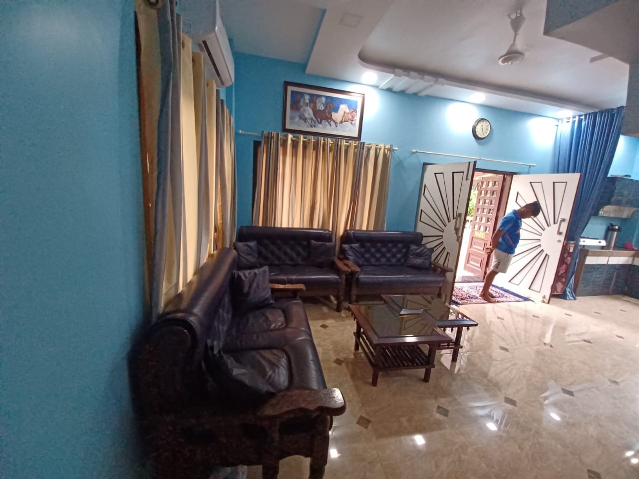 Giriraj Garden 4BHK Villa with Pvt Pool - Tap to explore photos