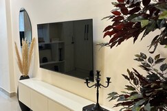 Elaris by eden studios