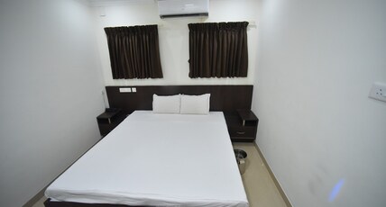 PRM Aruna Lodge Room Type - Standard AC Room