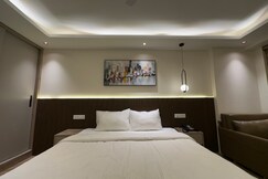 5 star Twilight bnb near EXPOmart