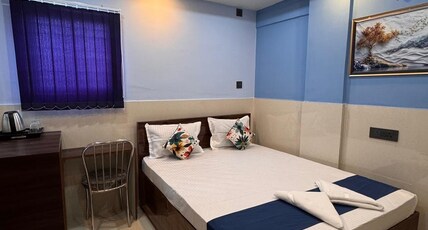 HOTEL AARNA Room Type - double room with pvt bathroom( NON AC room)