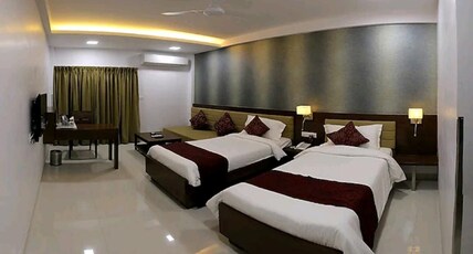 Hotel Raviraj Room Type - Executive Twin AC Room