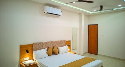 AVR Hotel Room Type - Deluxe Room