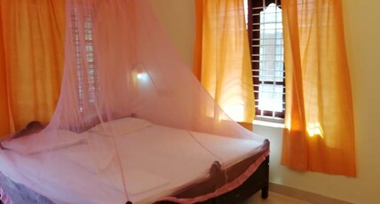 Red Palm Homestay Room Type - Standard Non Ac