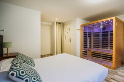 Amazing Duplex with Sauna 1BR/4P in the heart of the city of Orly