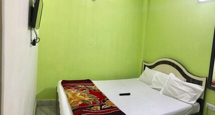 Hotel Shivganga Room Type - Deluxe  Room AC