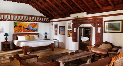 BluSalzz Villa - Muhamma, Alleppey - Kerala Room Type - Awatif Royal Villa