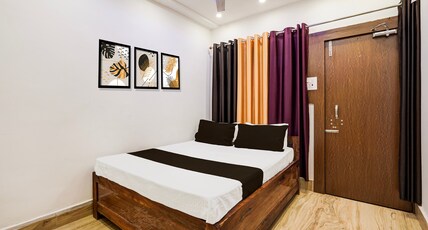 Hotel O JS Palace Room Type - Classic