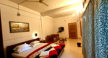 Kingfisher Stop Over Room Type - King Executive - Ground Floor