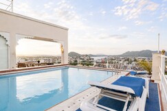 Raj Kuber  A Boutique Lake View Hotel