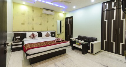 Hotel The Tezo Residency Room Type - Standard Room