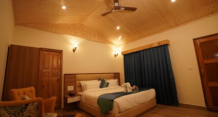 Hotel Alpine Musk Room Type - Premium Alpine with mountain view