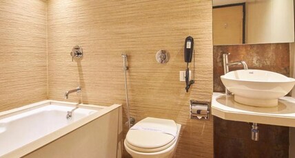 Hotel Corporate Room Type - Super Deluxe with Bathtub