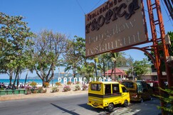 Tropica Bungalow Hotel