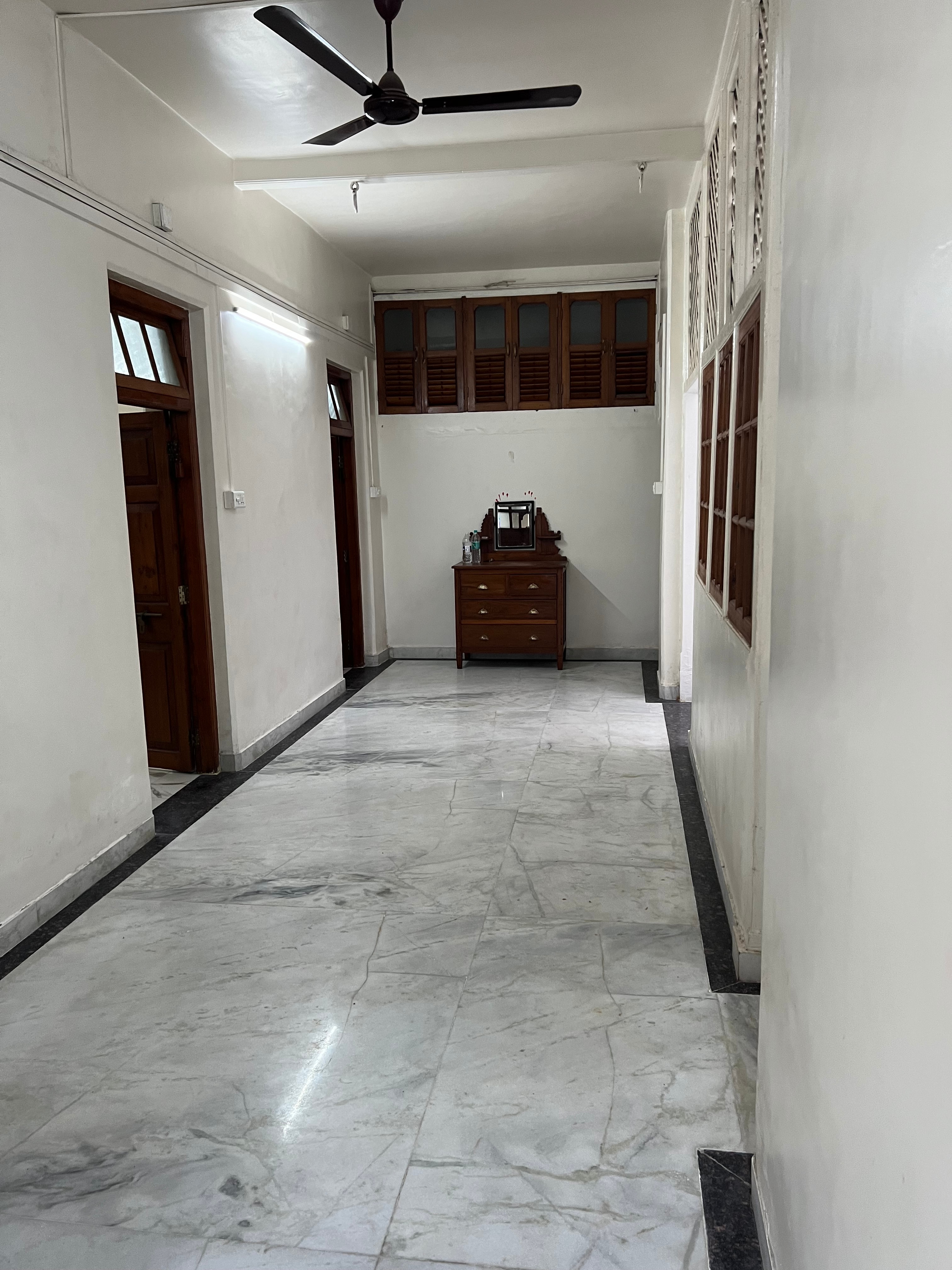 Shree Laxminarayan Niwas - Tap to explore photos