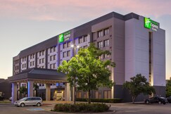 HOLIDAY INN EXPRESS & SUITES MISSISSAUGA-TORONTO SOUTHWEST