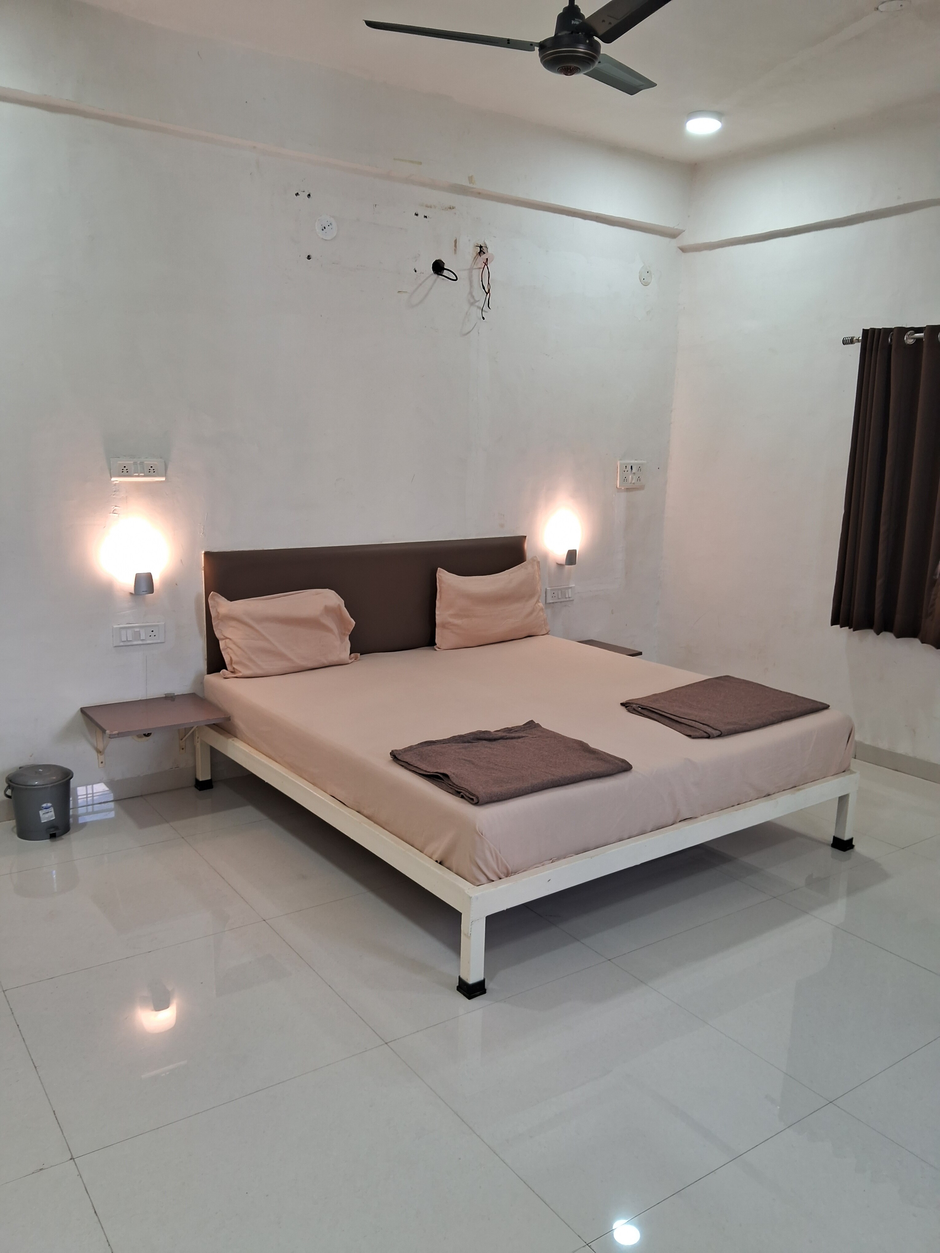 Hotel Gulati Suites - Tap to explore photos