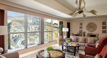 Makkah Clock Royal Tower - A Fairmont Hotel Room Type - Fairmont Gold Junior Suite - King-Size Bed - Kaaba View Makkah Clock Royal Tower - A Fairmont Hotel Room Type - Fairmont Gold Junior Suite - King-Size Bed - Kaaba View