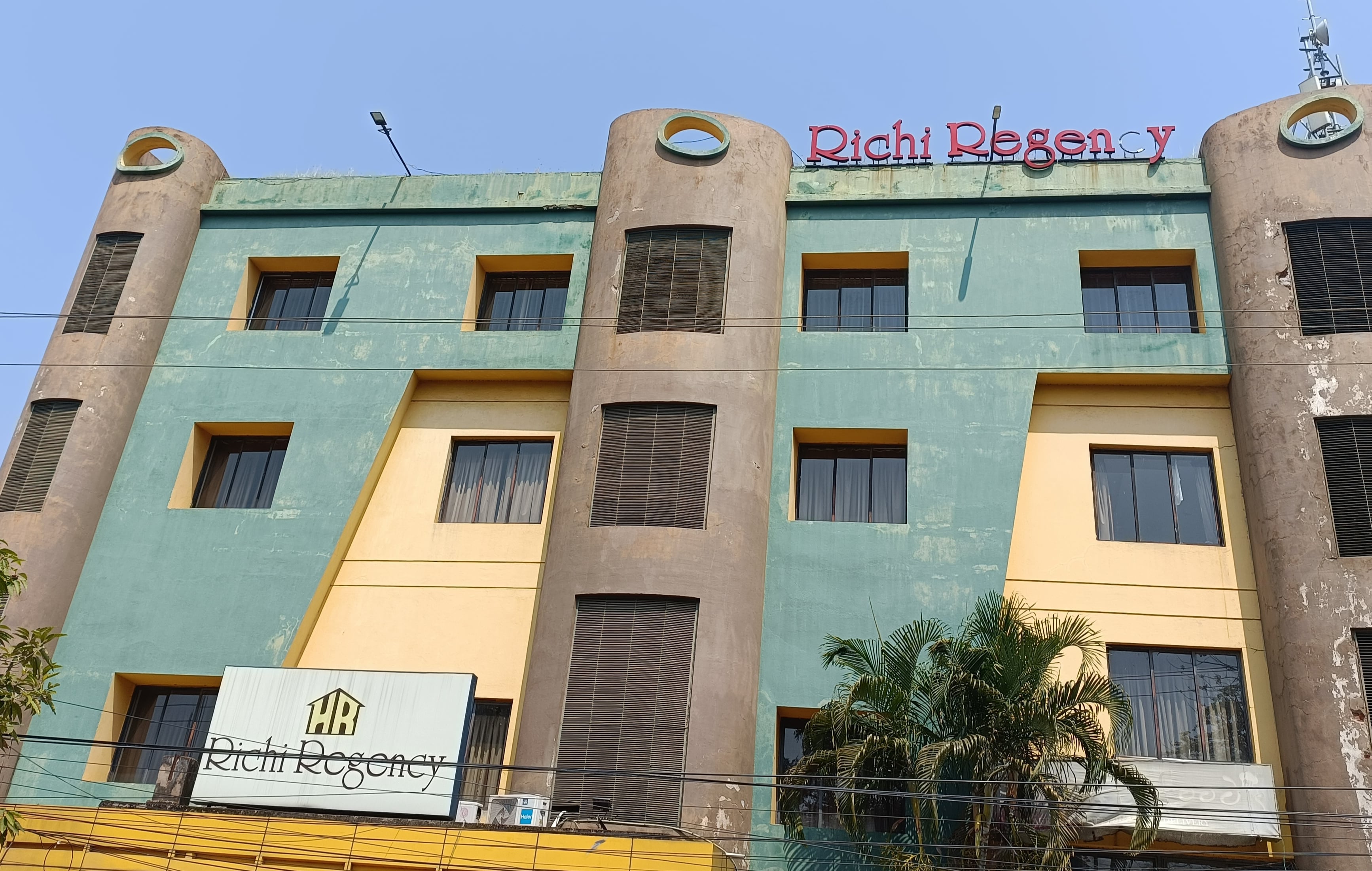 Hotel Richi Regency - Tap to explore photos
