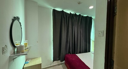 OYO 91288 HOTEL PARADISE BATU CAVES Room Type - Deluxe Queen