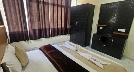 Friends Resort Room Type - Deluxe Triple Bed Room