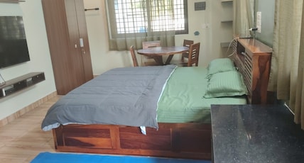 Moogli Individual Room Homestay Room Type - Bedroom 3 ( Light green and Dark Green Combo)attached kitchen ,indianstyle Toilet Moogli Individual Room Homestay Room Type - Bedroom 3 ( Light green and Dark Green Combo)attached kitchen ,indianstyle Toilet