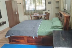 Moogli Individual Room Homestay
