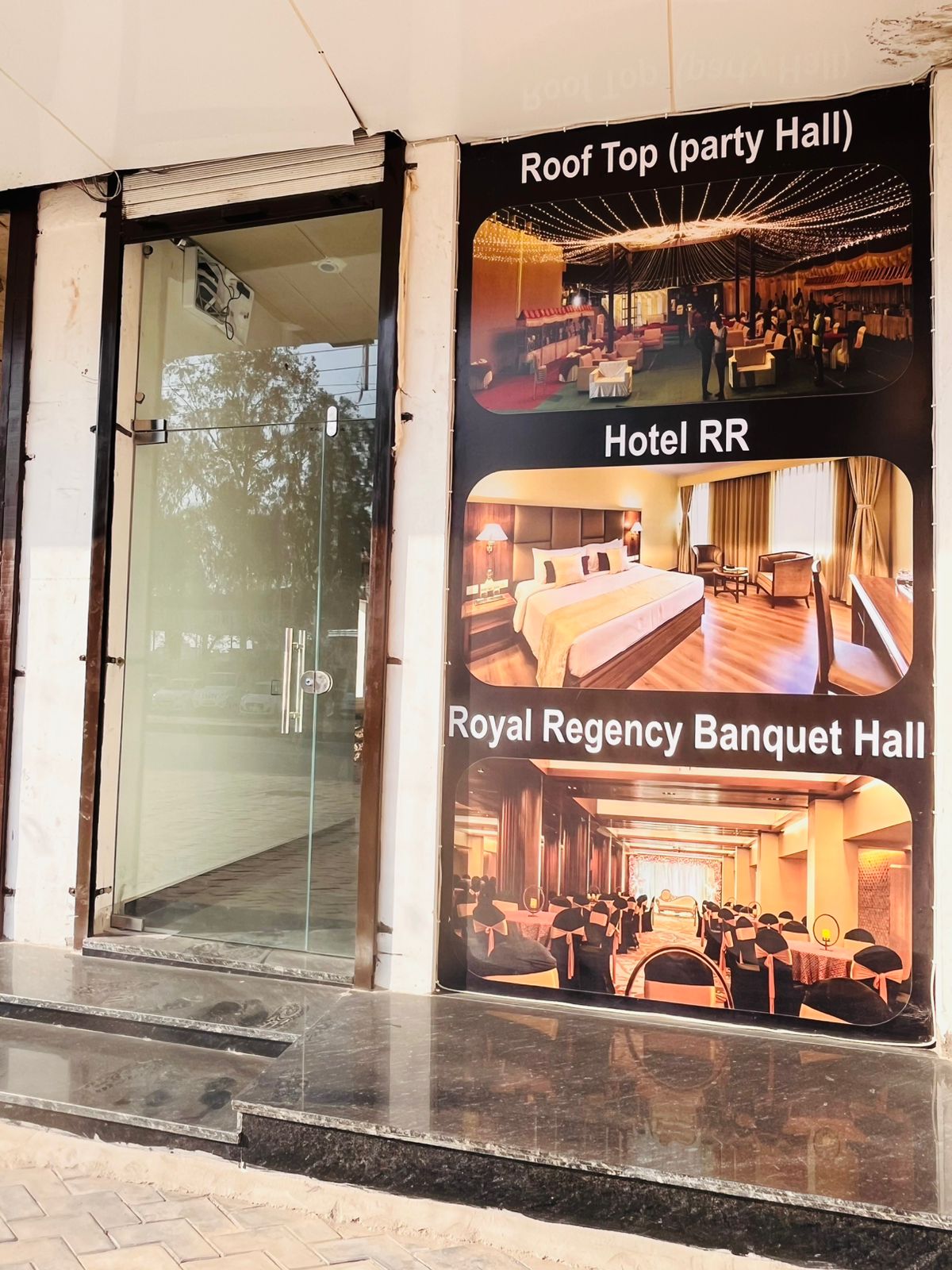 Hotel RR Near Punjab Palace - Tap to explore photos