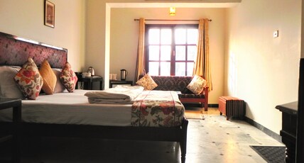 Hotel Kishan Kunj  Room Type - AC Deluxe Room