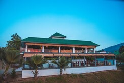 Tuskers Hill by Poppys, Anaikatti