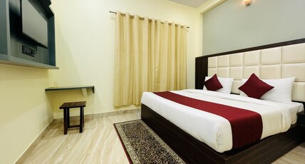 Hotel BB International Room Type - Deluxe Room