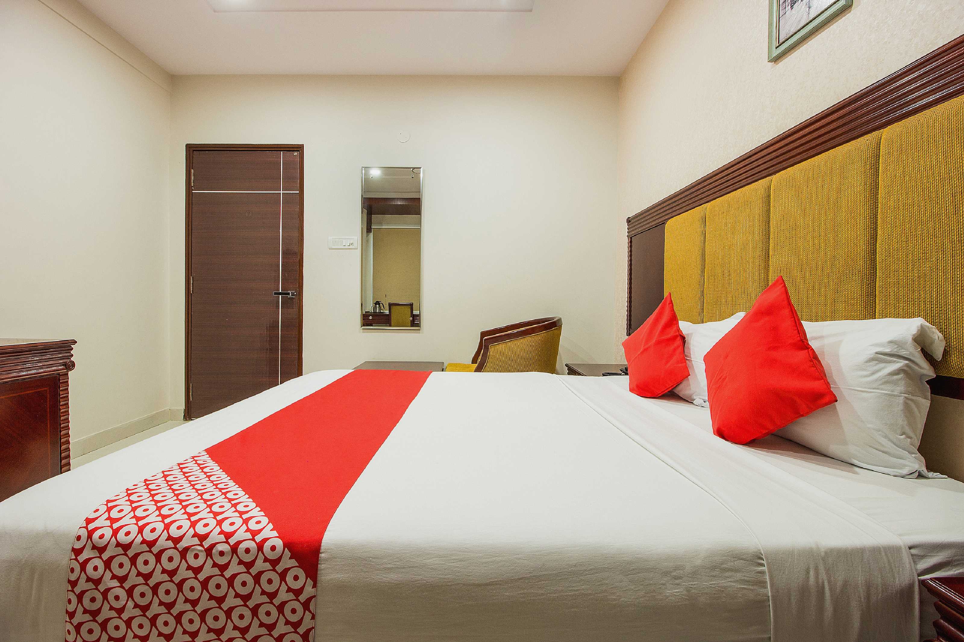Hotel O Mythri Guest House - Tap to explore photos