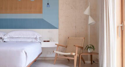 KIMPTON LAS MERCEDES Room Type - 1 King Essential