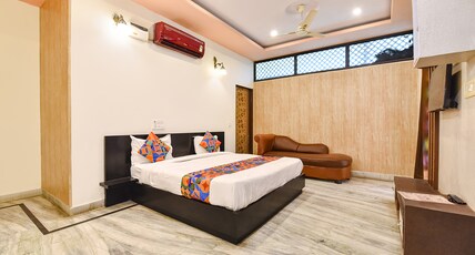 FabHotel Moon Stone, Near Jawahar Circle - World Trade Park Room Type - Premium room