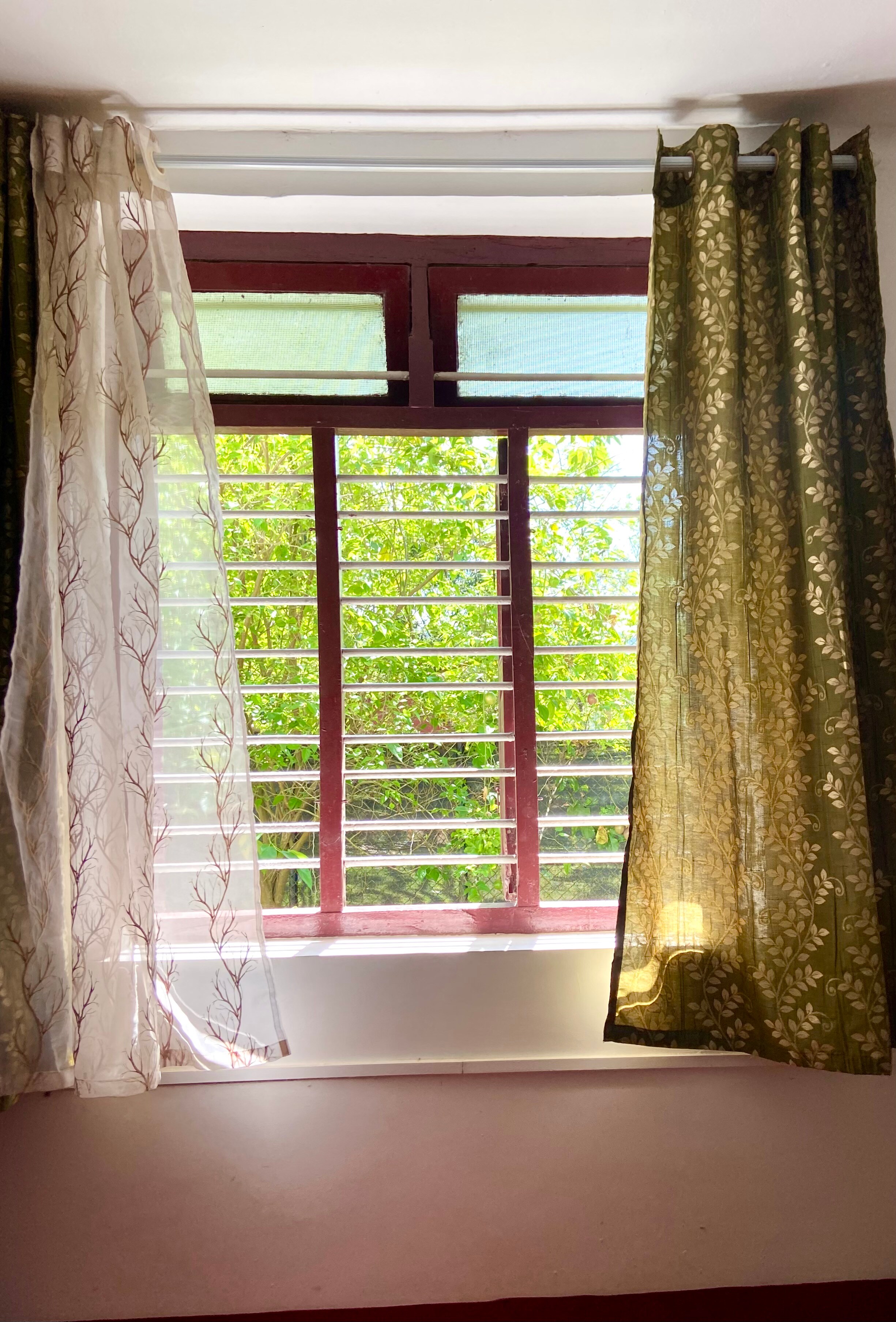 O2 Stay - Tap to explore photos