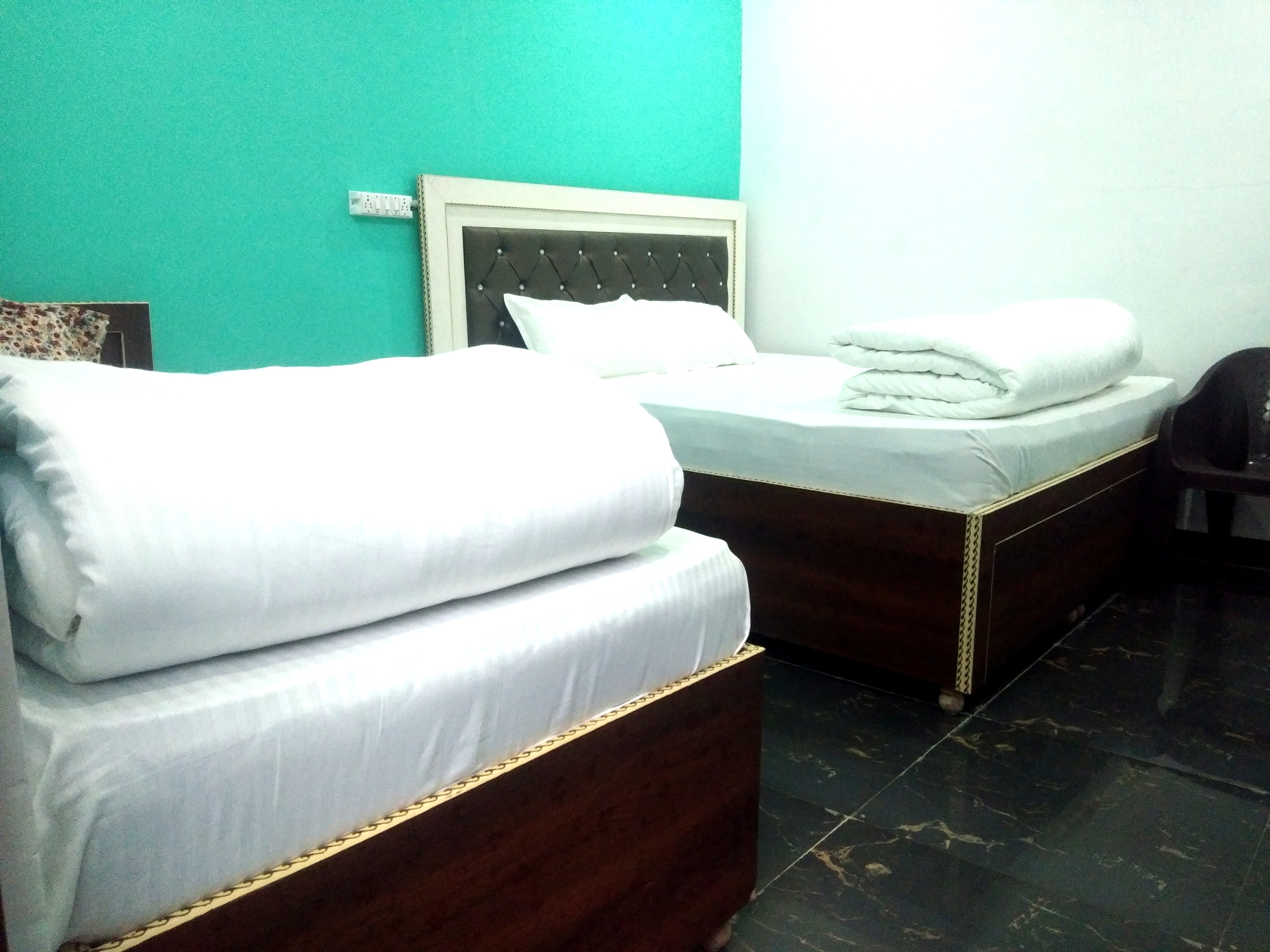 Hotel Chopta Dreams - Tap to explore photos