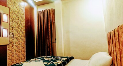 Hotel 8100 Inn Room Type - Deluxe
