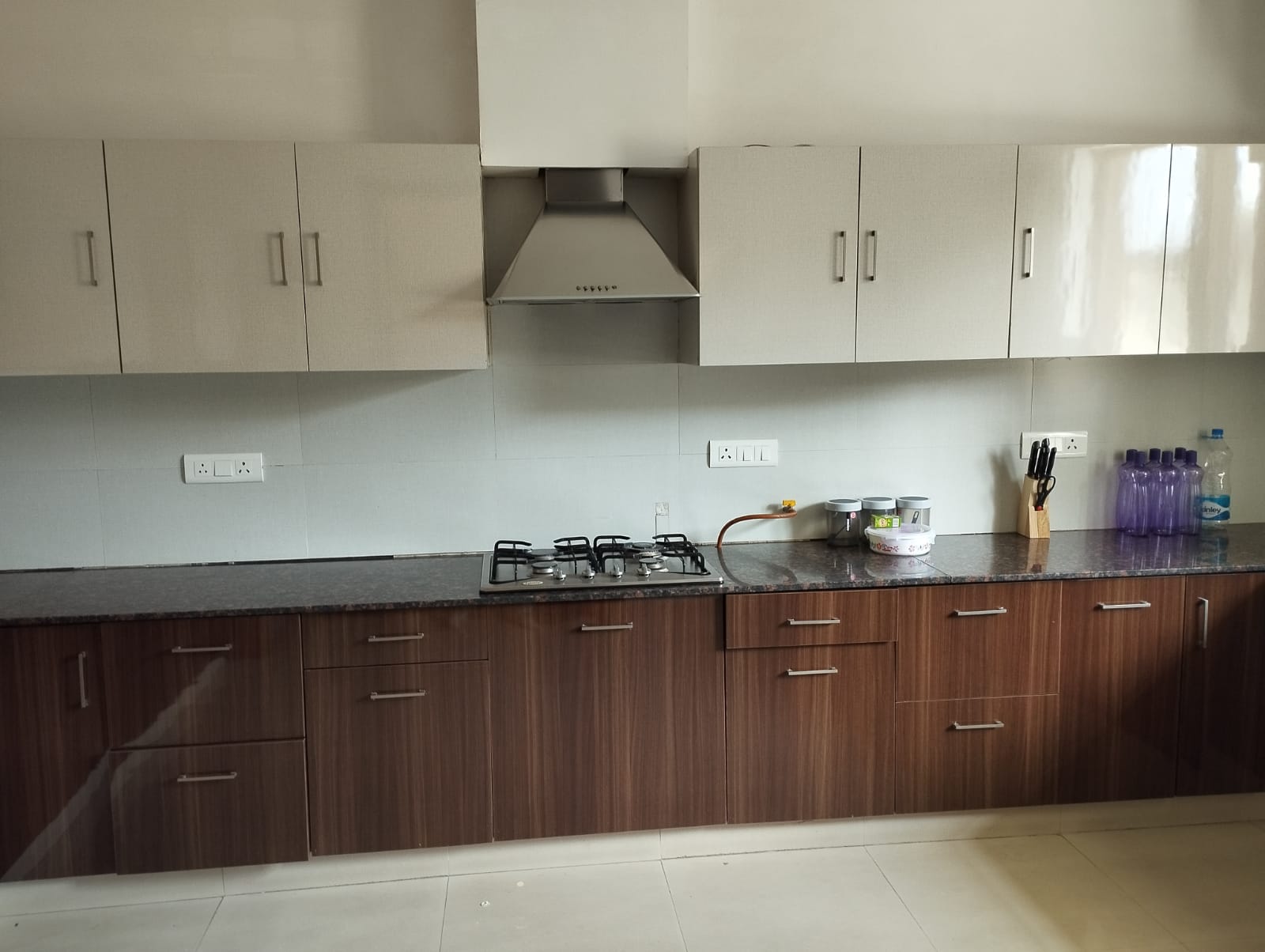 KingsLanding | Entire 4 BHK Luxury Villa - Tap to explore photos